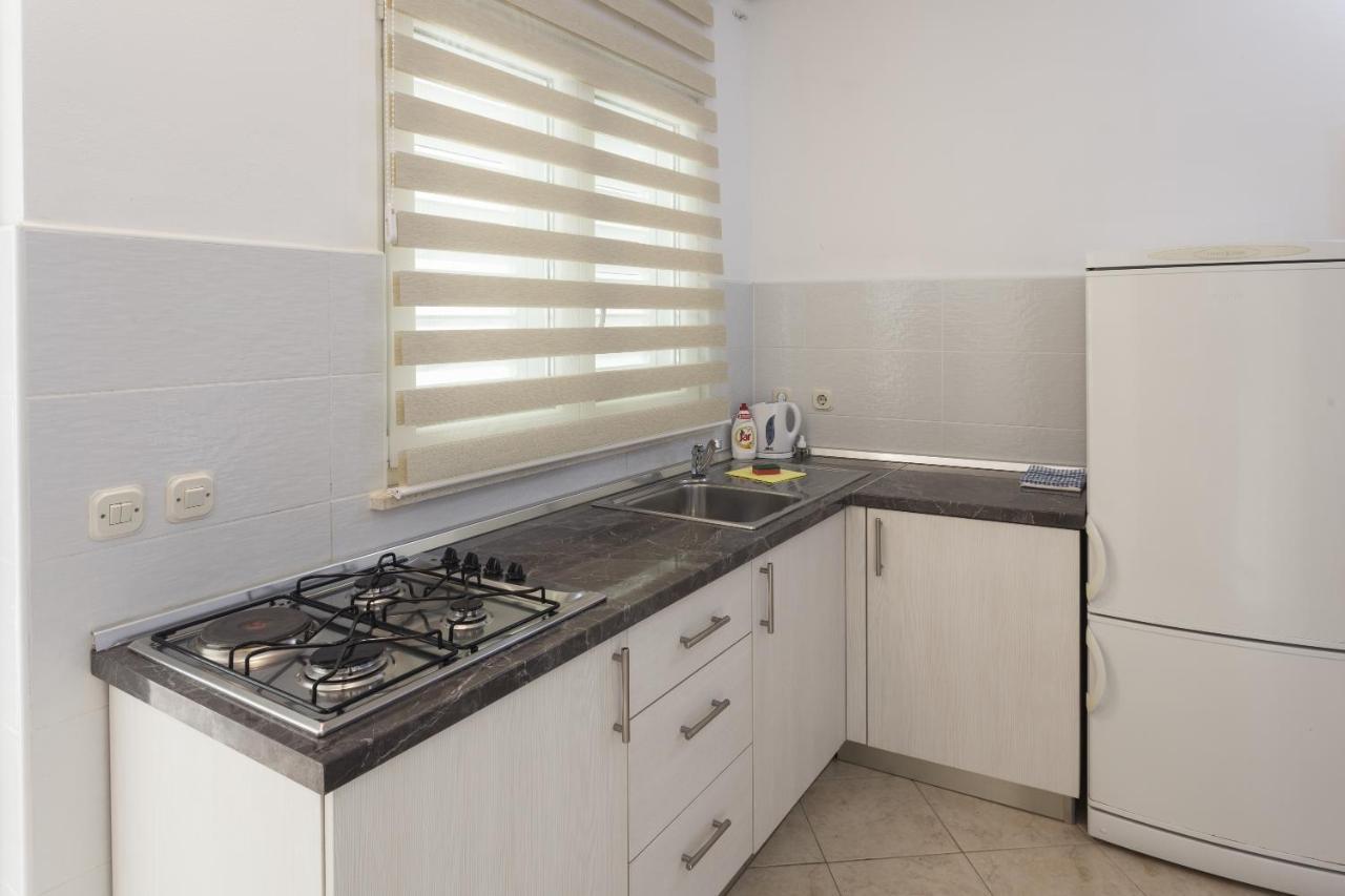 Apartments With A Parking Space Zuljana, Peljesac - 4573 Exterior foto